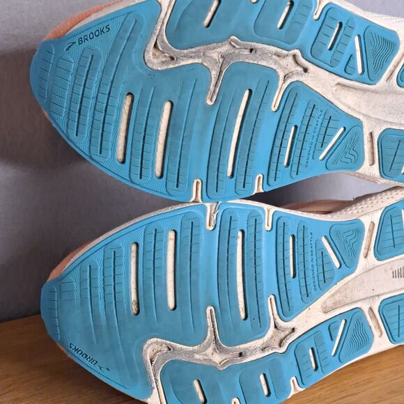 Brooks Ghost Max Shoes Women's 9.5 Coral Running Walking Gym Trainers Sneakers - Picture 12 of 14